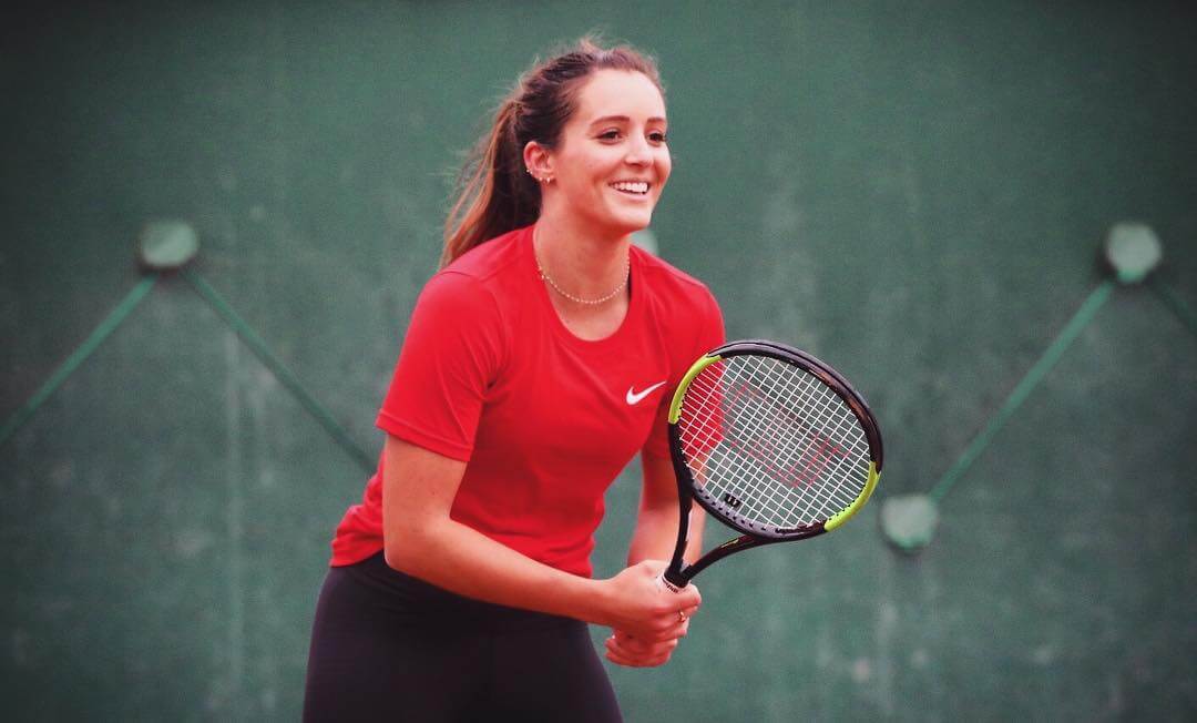 49 Hot Pictures Of Laura Robson Which Will Win Your Hearts | Best Of Comic Books