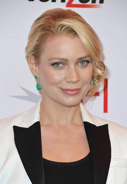 49 Hot Pictures Of Laurie Holden Expose Her Sexy Hour-glass Figure | Best Of Comic Books