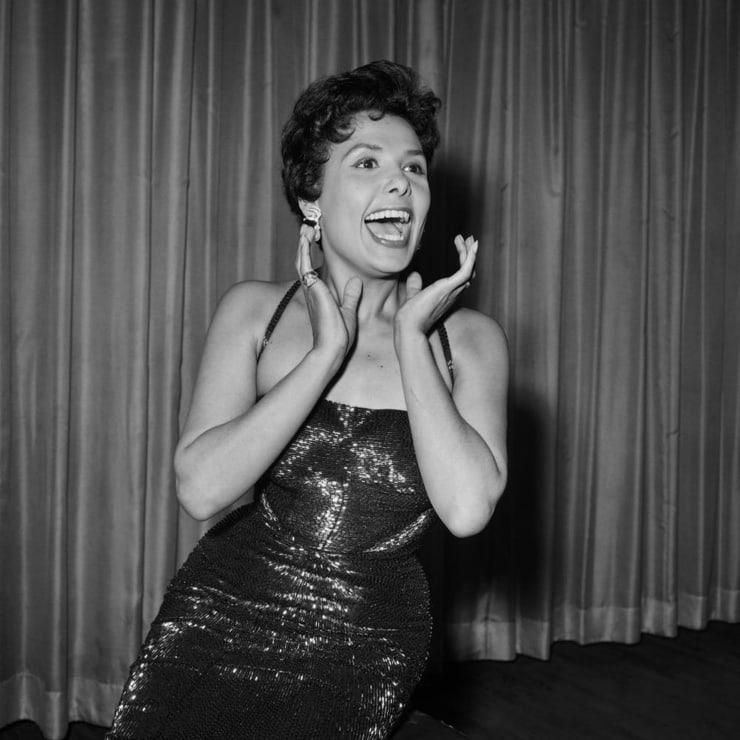 49 Hot Pictures Of Lena Horne Which Will Make You Want To Jump Into Bed With Her | Best Of Comic Books