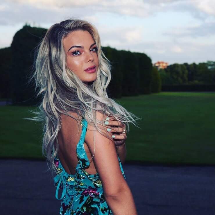 49 Hot Pictures Of Louisa Johnson Which Will Make Your Day | Best Of Comic Books