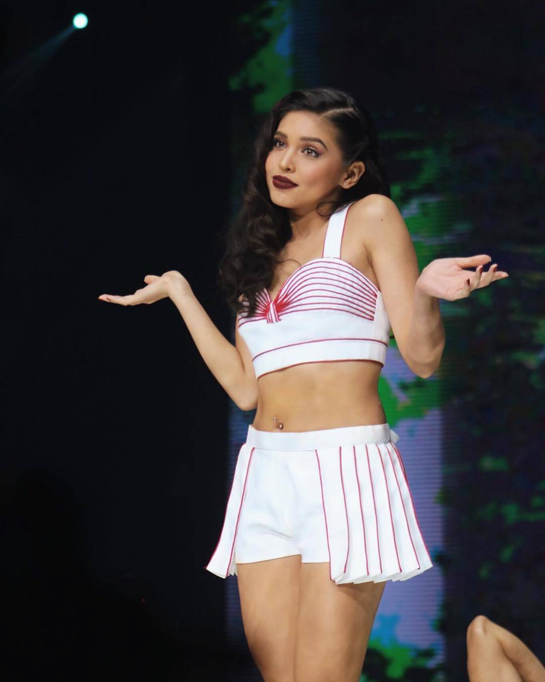 49 Hot Pictures Of Maine Mendoza Which Prove She Is The Sexiest Woman On The Planet | Best Of Comic Books