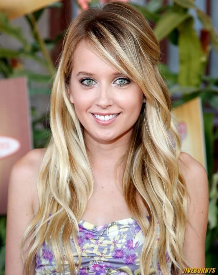 49 Hot Pictures Of Megan Park Which Will Make You Want To Jump Into Bed With Her | Best Of Comic Books