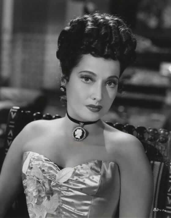 49 Hot Pictures Of Merle Oberon Which Prove She Is The Sexiest Woman On The Planet | Best Of Comic Books