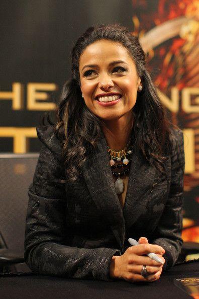 49 Hot Pictures Of Meta Golding Will Sweep You Off Your Feet | Best Of Comic Books