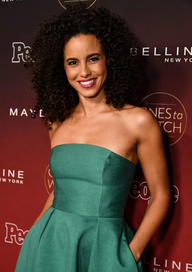 49 Hot Pictures Of Parisa Fitz-Henley Which Will Make You Feel Sensual | Best Of Comic Books