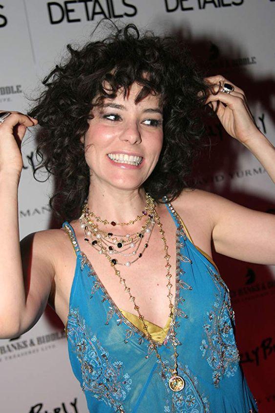 49 Hot Pictures Of Parker Posey Which Will Make You Fall For Her | Best Of Comic Books