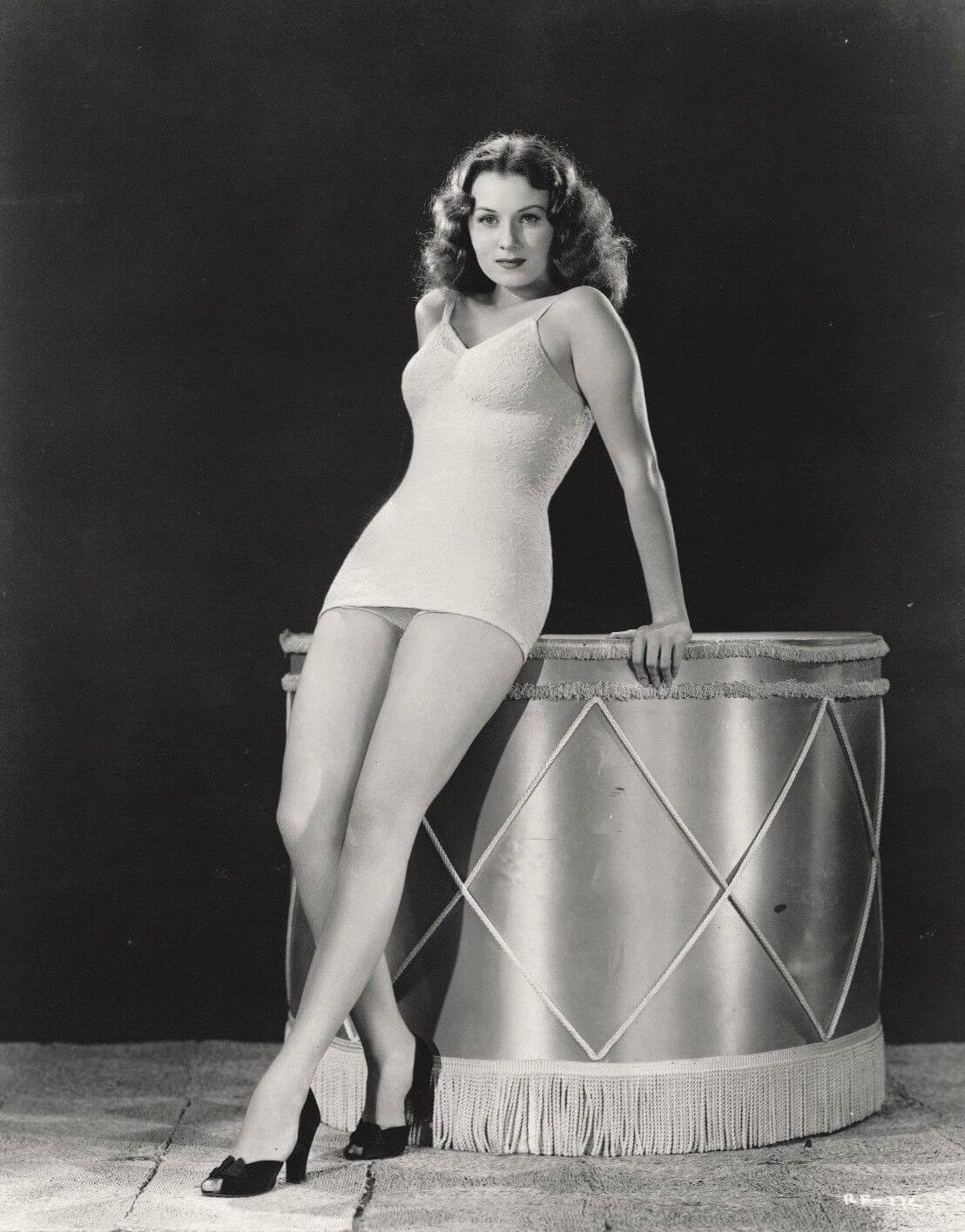 49 Hot Pictures Of Rhonda Fleming Will Have You Ogling Her All Day | Best Of Comic Books