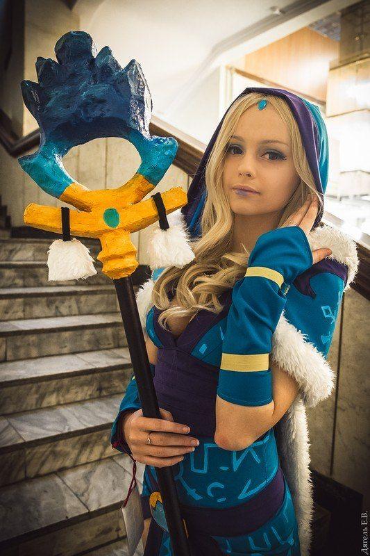 49 Hot Pictures Of Rylai The Crystal Maiden From DOTA Which Are Delight For Fans | Best Of Comic Books