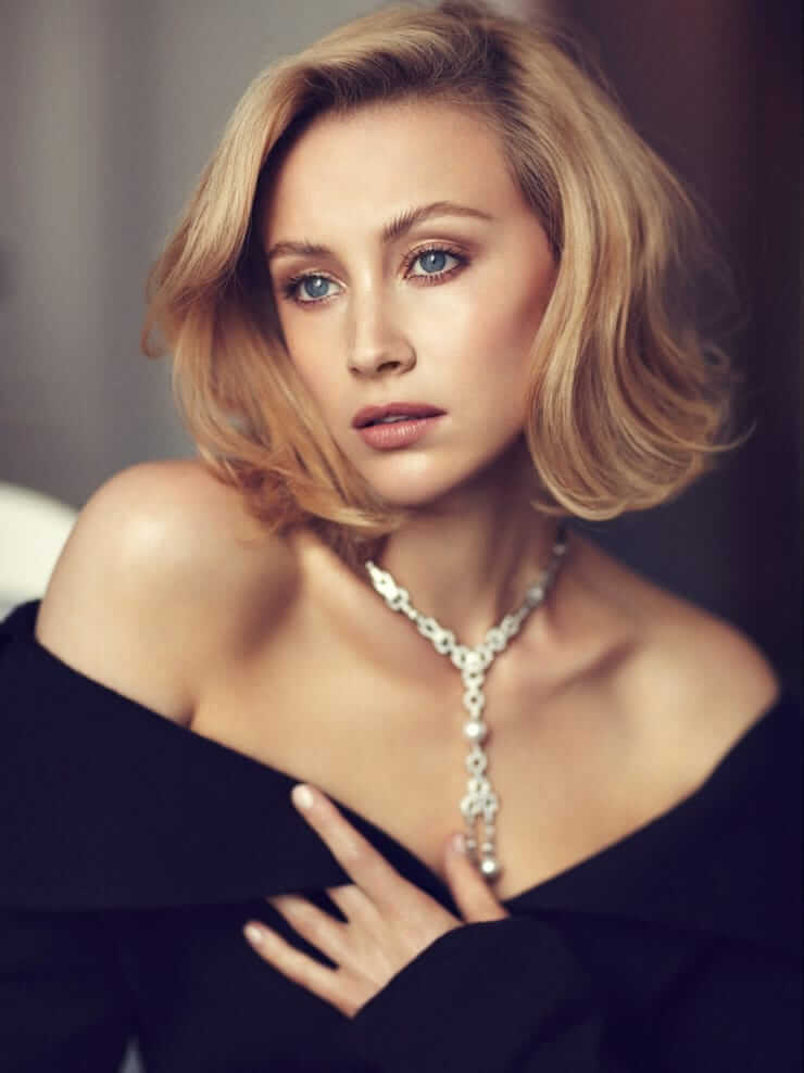 49 Hot Pictures Of Sarah Gadon Which Are Here To Rock Your World | Best Of Comic Books