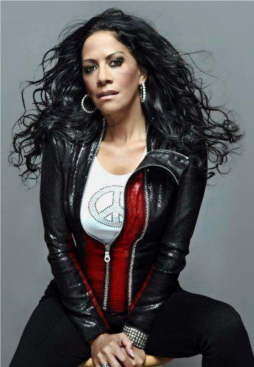 49 Hot Pictures Of Sheila E. Will Drive You Nuts For Her Impeccable Sexy Body | Best Of Comic Books