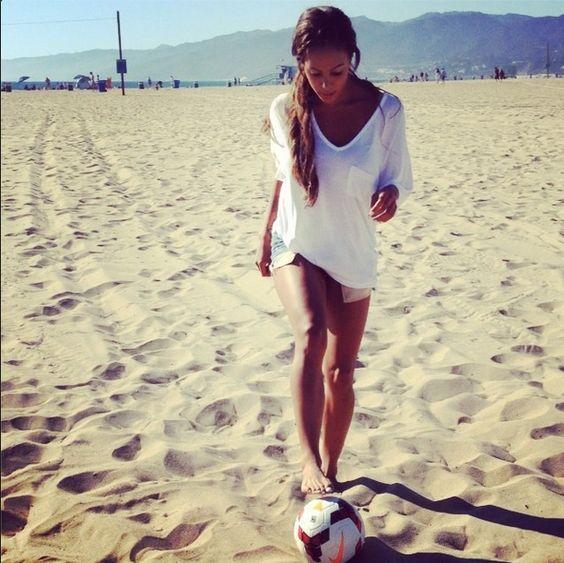 49 Hot Pictures Of Sydney Leroux Are Truly Work Of Art | Best Of Comic Books