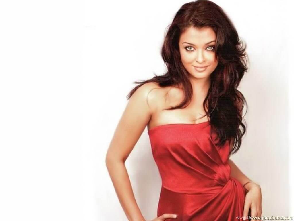 49 Hottest Aishwarya Rai Bikini Pictures That Will Make Your Day A Win | Best Of Comic Books