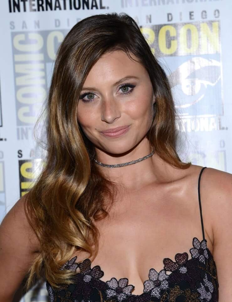 49 Hottest Aly Michalka Big Butt Pictures Which Are Sure To Leave You Spellbound | Best Of Comic Books