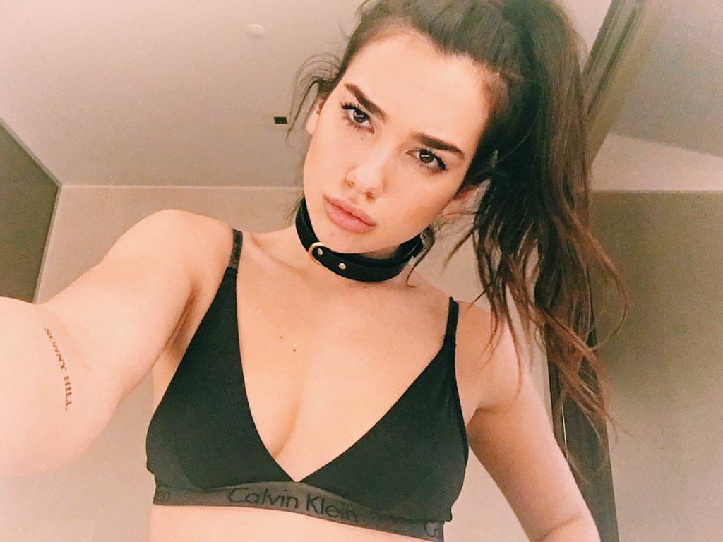 49 Hottest Dua Lipa Bikini Pictures Are Way Too Sexy Even For Her Fans | Best Of Comic Books
