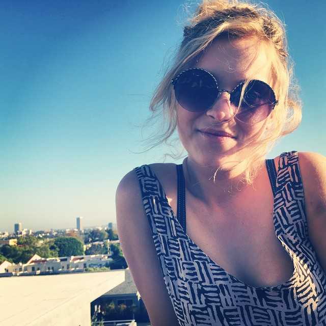 49 Hottest Eliza Taylor Bikini Pictures Will Make You Crave For Her | Best Of Comic Books