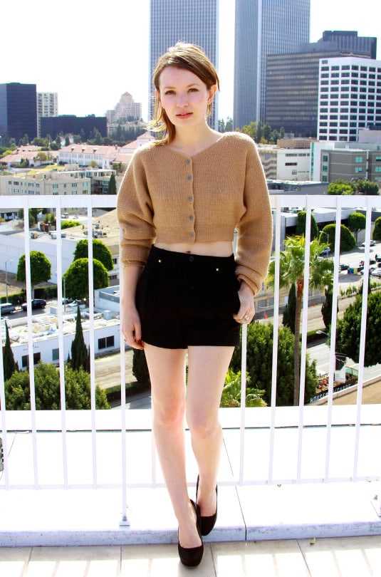 49 Hottest Emily Browning Big Butt Pictures Will Make You Fantasize Her | Best Of Comic Books