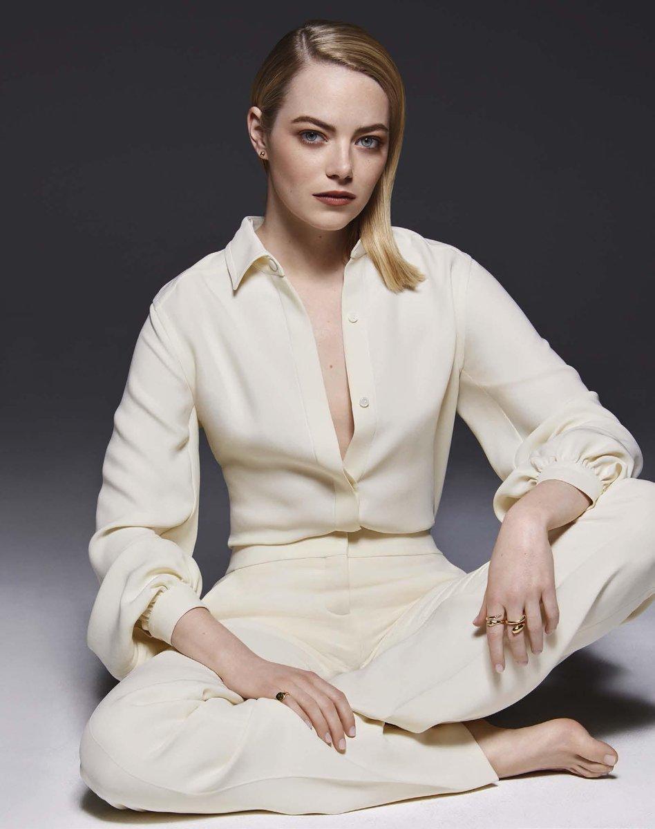 49 Hottest Emma Stone Feet Pictures Are Brilliantly Sexy | Best Of Comic Books
