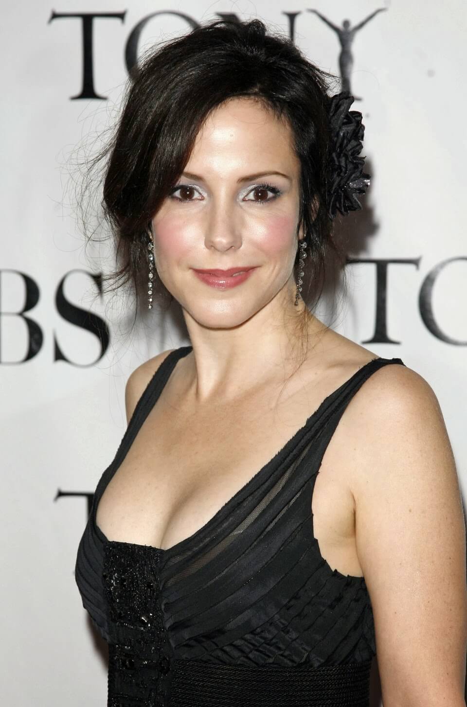 49 Hottest Mary-Louise Parker Bikini Pictures Will Rock Your World | Best Of Comic Books