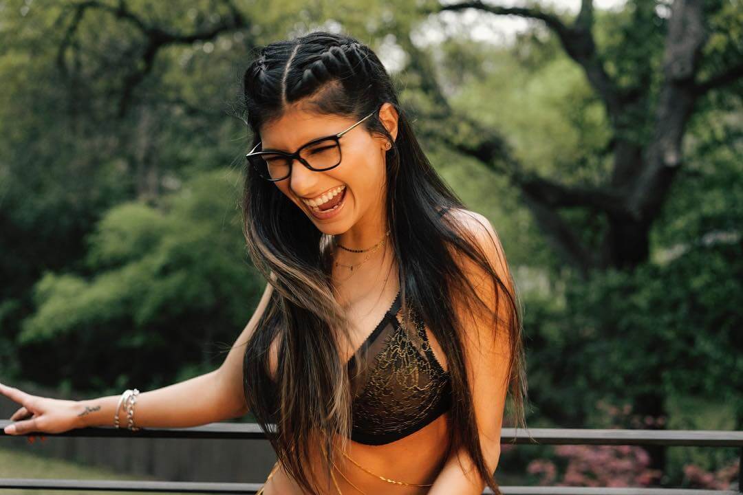 49 Hottest Mia Khalifa Bikini Pictures Will Really Turn You On | Best Of Comic Books