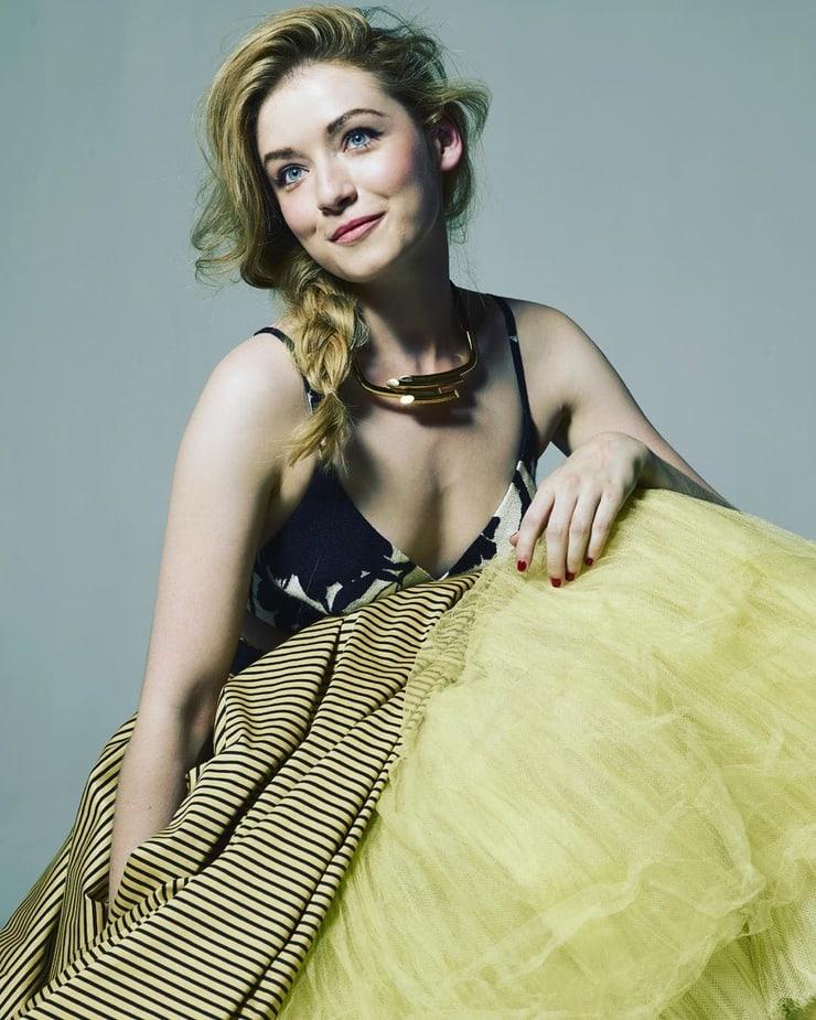 49 Hottest Sarah Bolger Bikini Pictures Prove That She Has Hottest Legs | Best Of Comic Books
