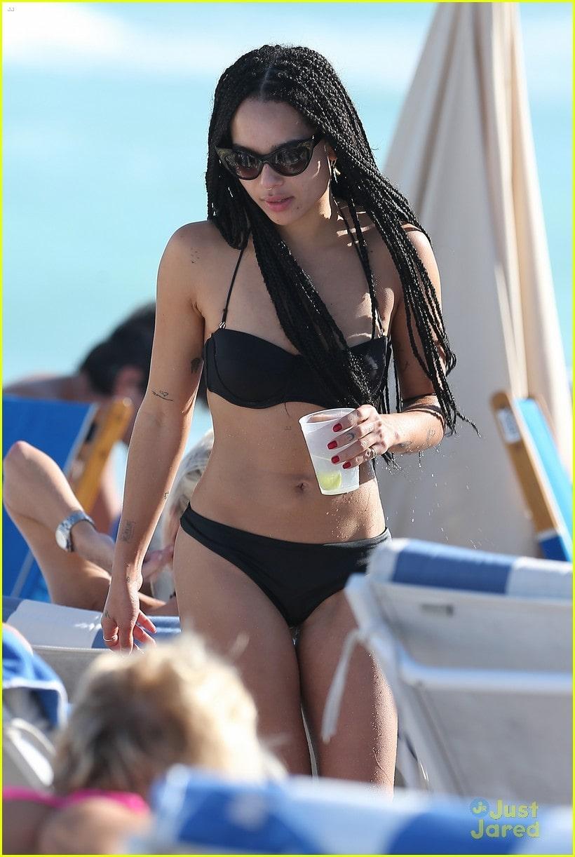 49 Hottest Zoe Kravitz Big Butt Pictures Which Will Make You Drool For Her | Best Of Comic Books