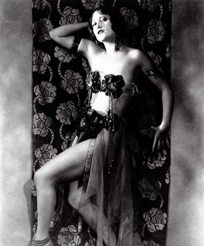 Joan Crawford Nude Photos.