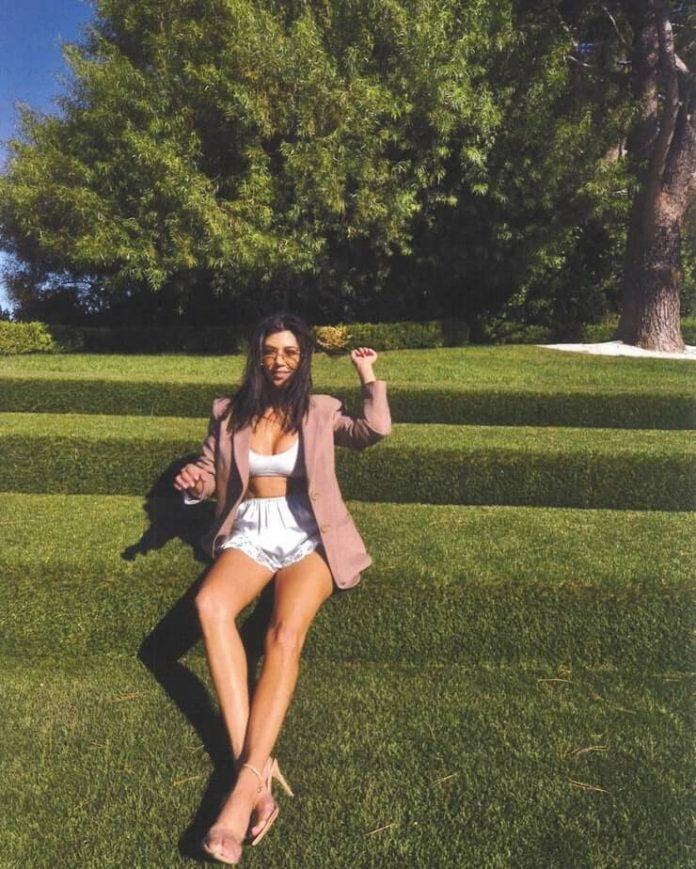 49 kourtney kardashian Nude Pictures Will Make You Slobber Over Her | Best Of Comic Books