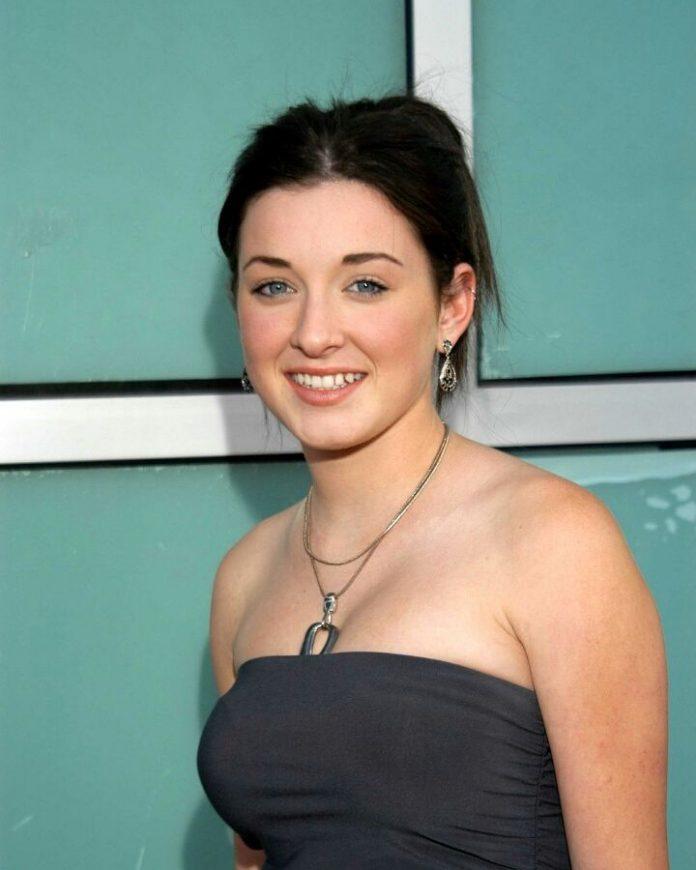 49 Margo Harshman Nude Pictures Are An Exemplification Of Hotness | Best Of Comic Books