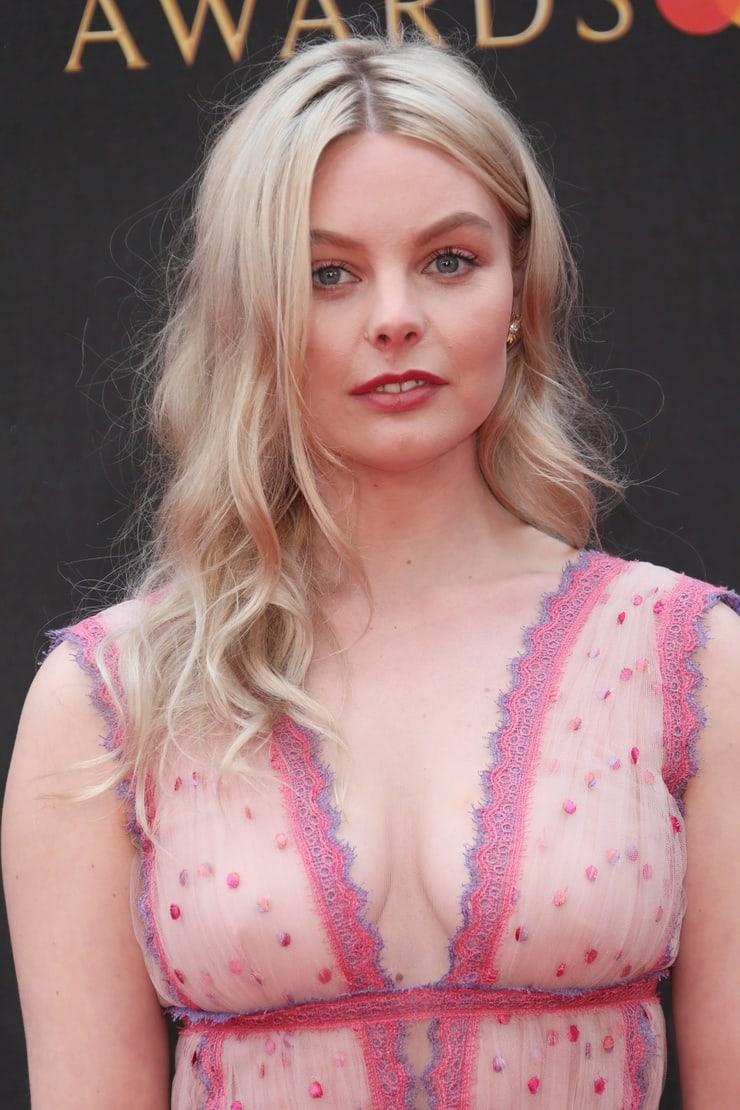 49 Nell Hudson Hot Pictures Will Blow Your Minds | Best Of Comic Books