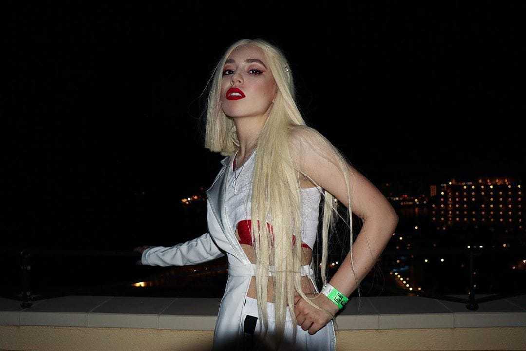 49 Nude Pictures Of Ava Max Are Embodiment Of Hotness | Best Of Comic Books