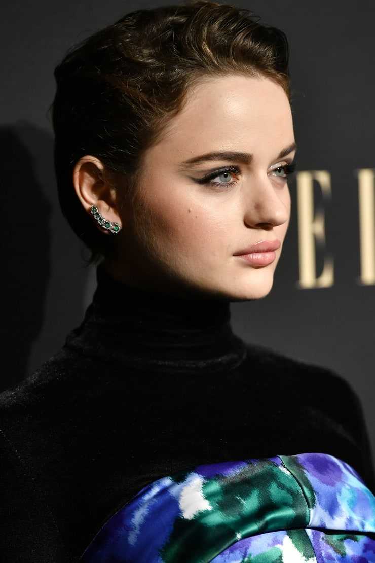 49 Nude Pictures Of Joey King That Are Basically Flawless | Best Of Comic Books