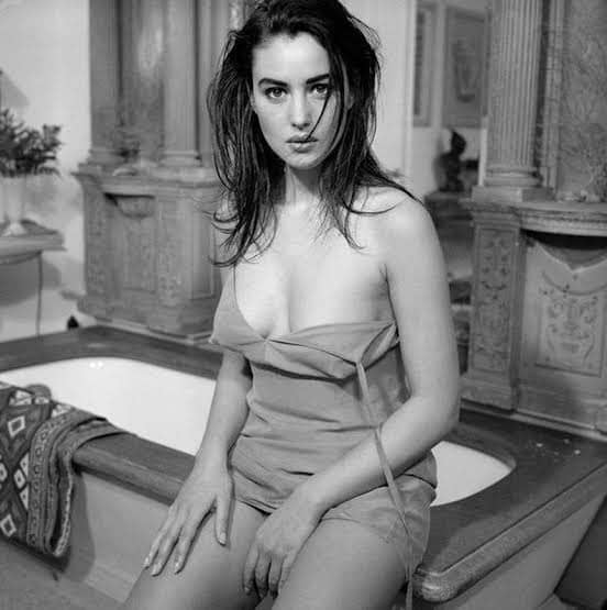 49 Nude Pictures Of Monica Belucci Which Make Certain To Grab Your Eye | Best Of Comic Books