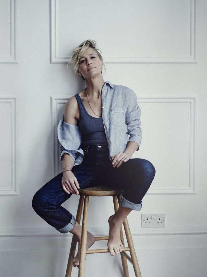 49 Robin Wright Nude Pictures That Are Sure To Put Her Under The Spotlight | Best Of Comic Books