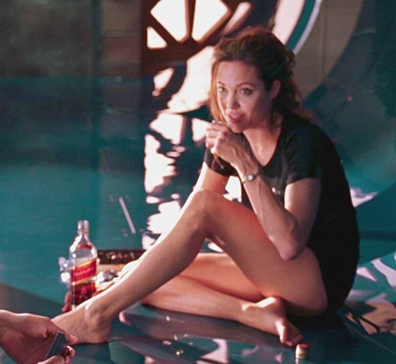 49 Sexy Angelina Jolie Feet Pictures Which Prove She Is The Sexiest Woman On The Planet | Best Of Comic Books