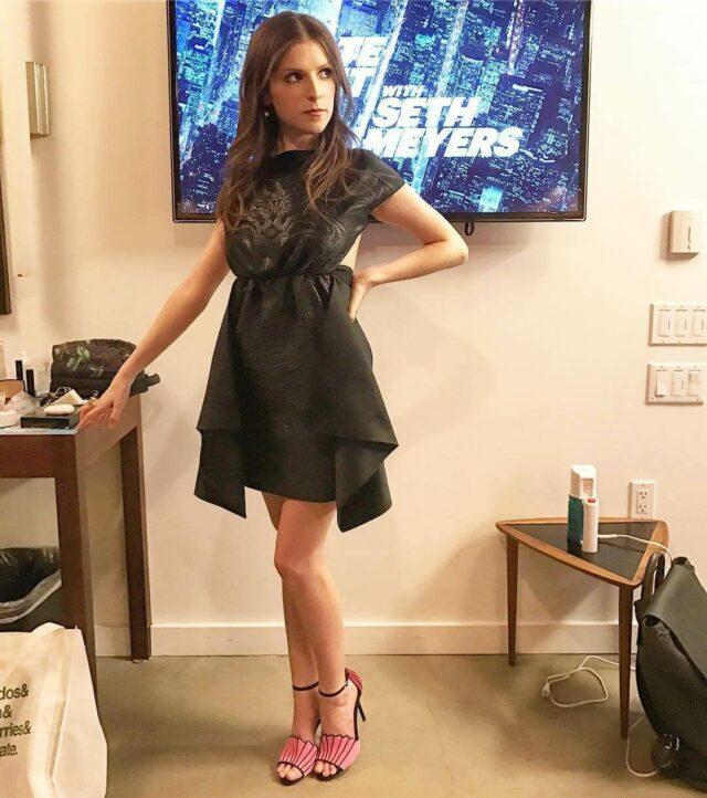 49 Sexy Anna Kendrick Feet Pictures Will Make You Drool Forever | Best Of Comic Books