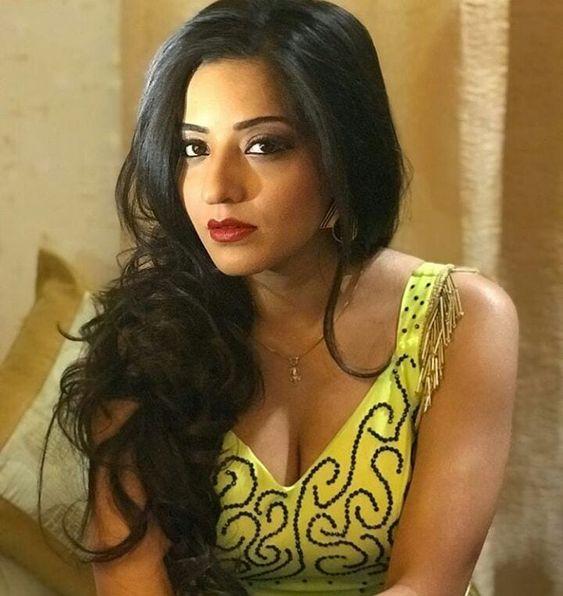 49 Sexy Antara Biswas aka Mona Lisa Boobs Pictures That Are Sure To Make You Her Biggest Fan | Best Of Comic Books