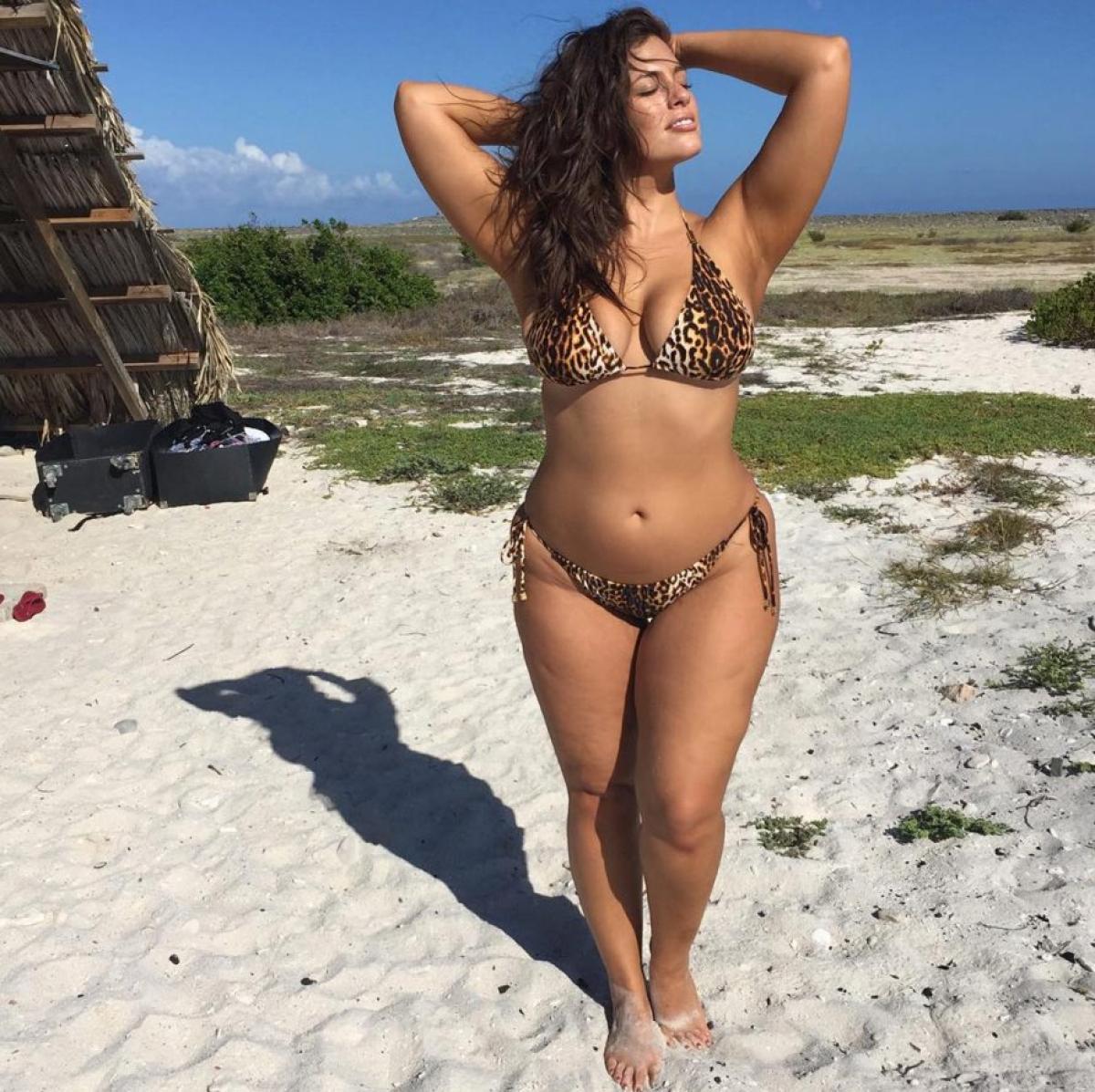 49 Sexy Ashley Graham Feet Pictures That Are Simply Gorgeous | Best Of Comic Books