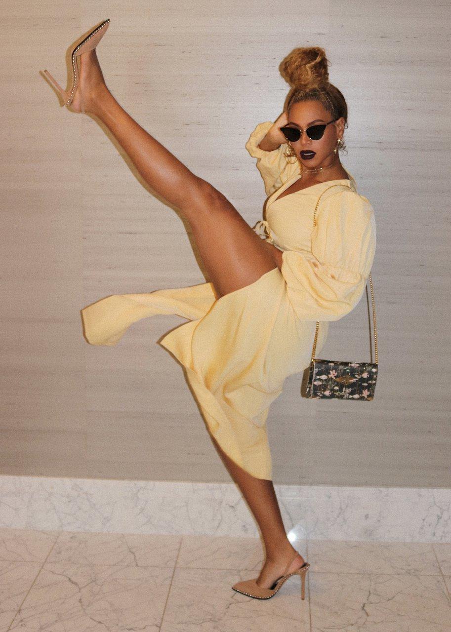 49 Sexy Beyonce Feet Pictures Are Sexy As Hell | Best Of Comic Books