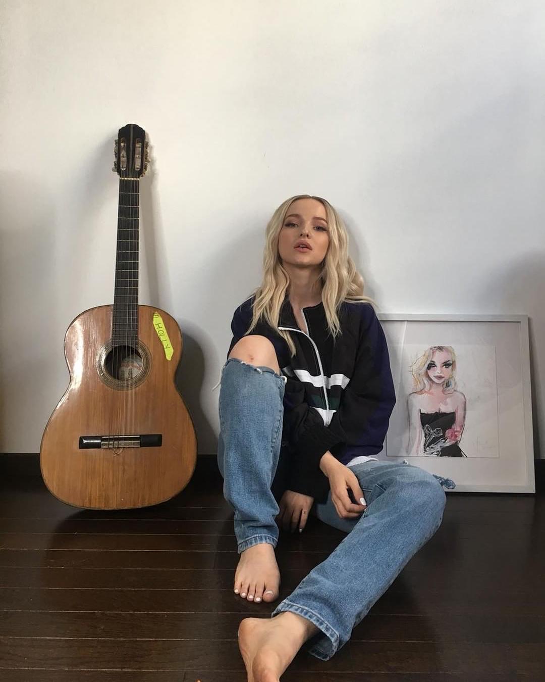 49 Sexy Dove Cameron Feet Pictures Will Make You Go Crazy For This Babe | Best Of Comic Books