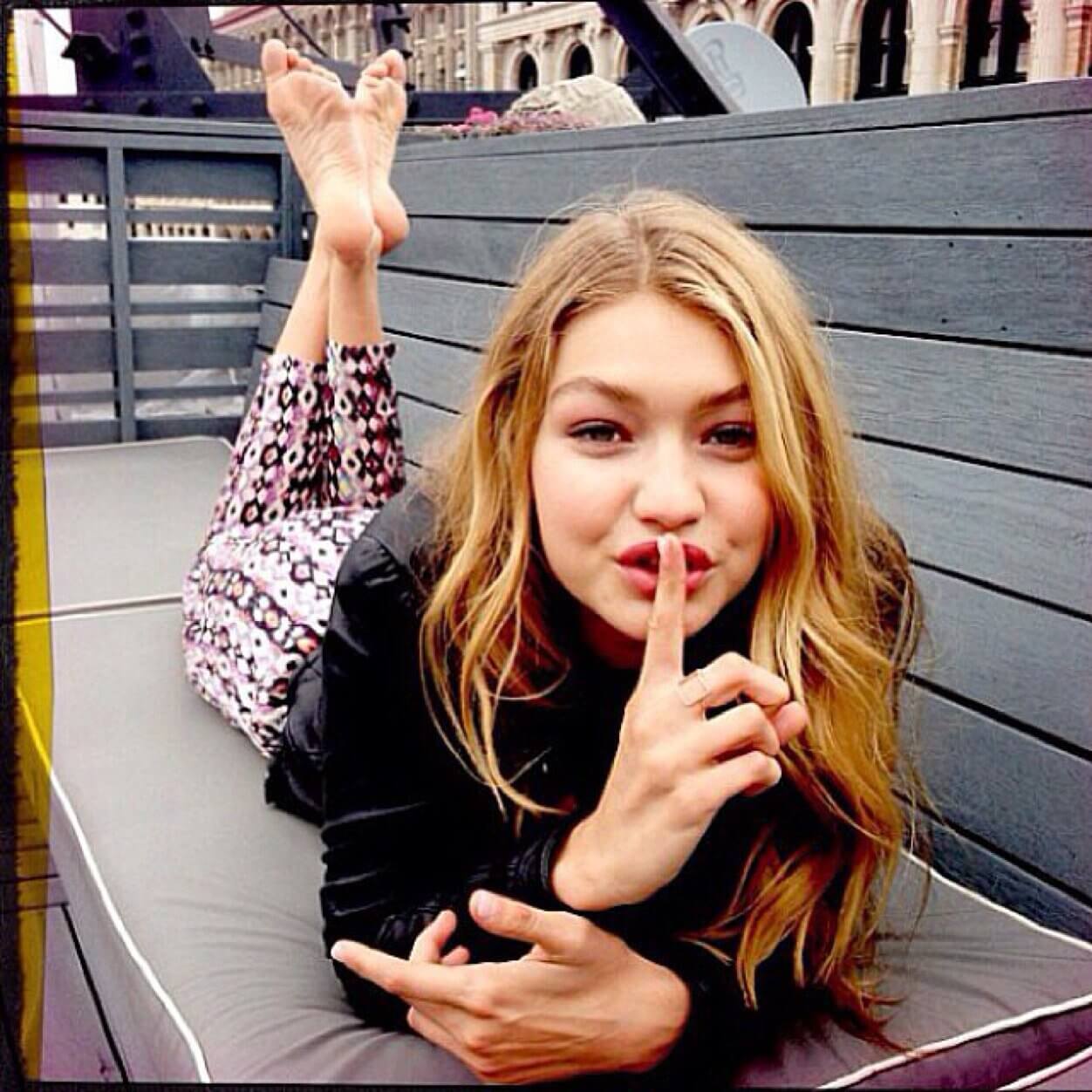 49 Sexy Gigi Hadid Feet Pictures Are Sexy As Hell | Best Of Comic Books
