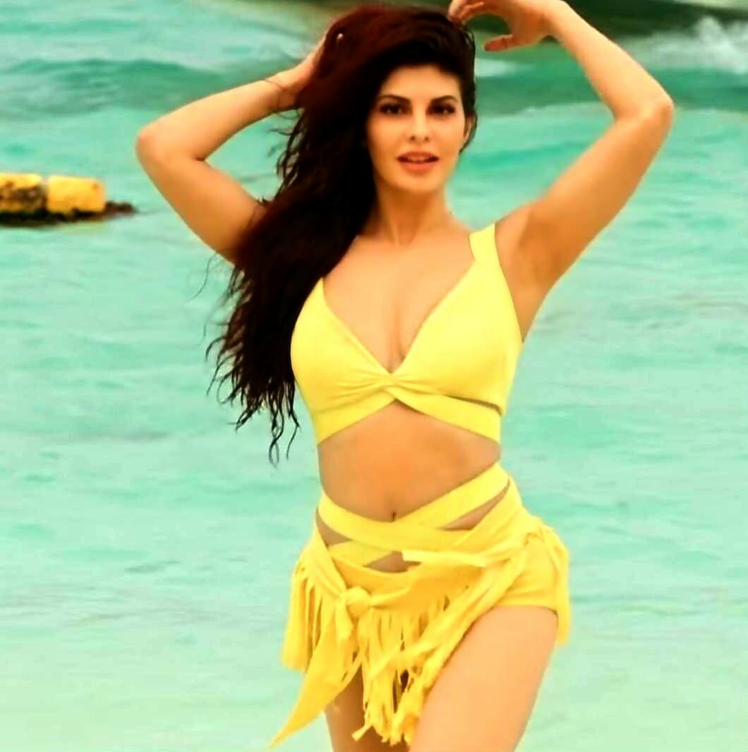 49 Sexy Jacqueline Fernandez Boobs Pictures Expose Her Sexy Body | Best Of Comic Books