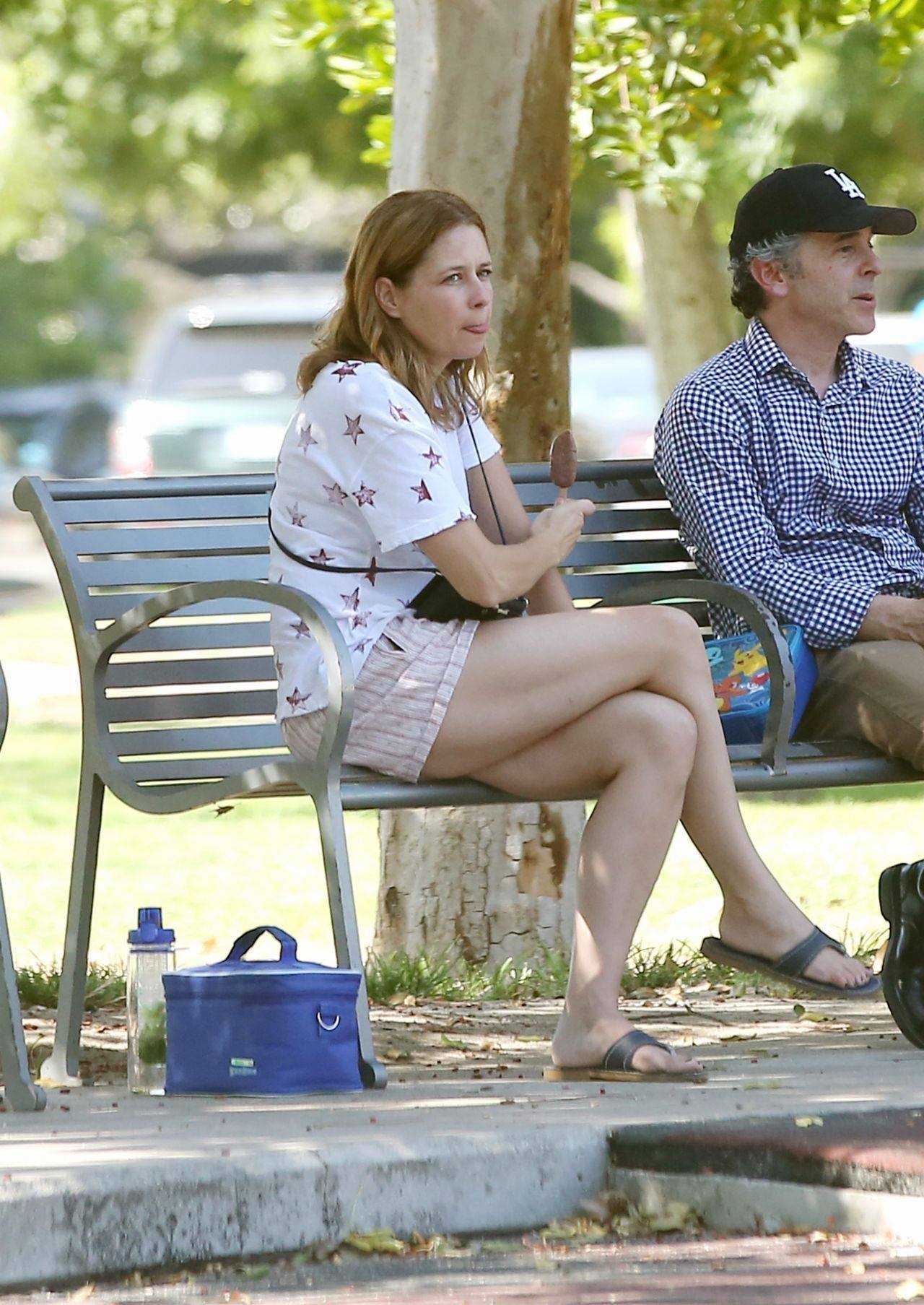 49 Sexy Jenna Fischer Feet Pictures Are So Hot That You Will Burn | Best Of Comic Books
