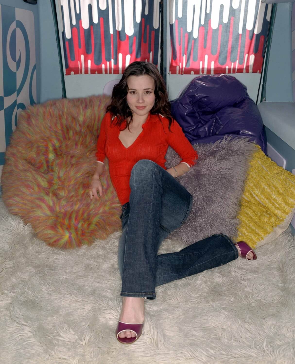 49 Sexy Linda Cardellini Feet Pictures Will Make You Drool Forever | Best Of Comic Books