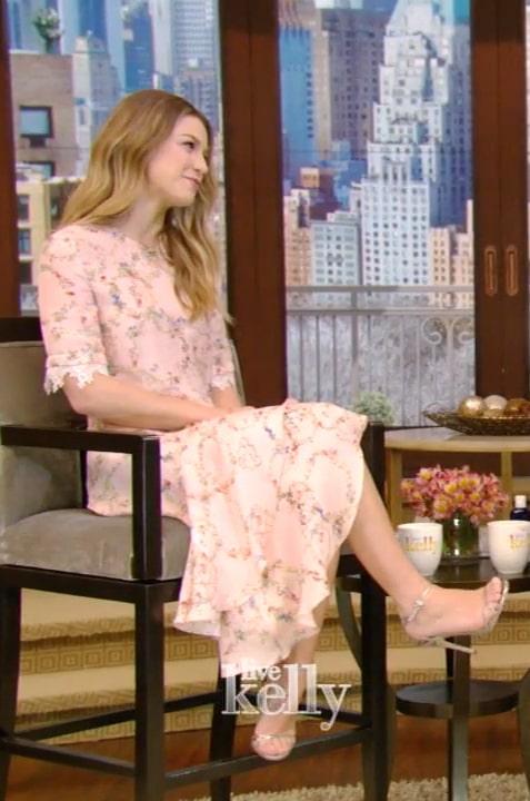 49 Sexy Melissa Benoist Feet Pictures Prove That She Has Hottest Legs | Best Of Comic Books
