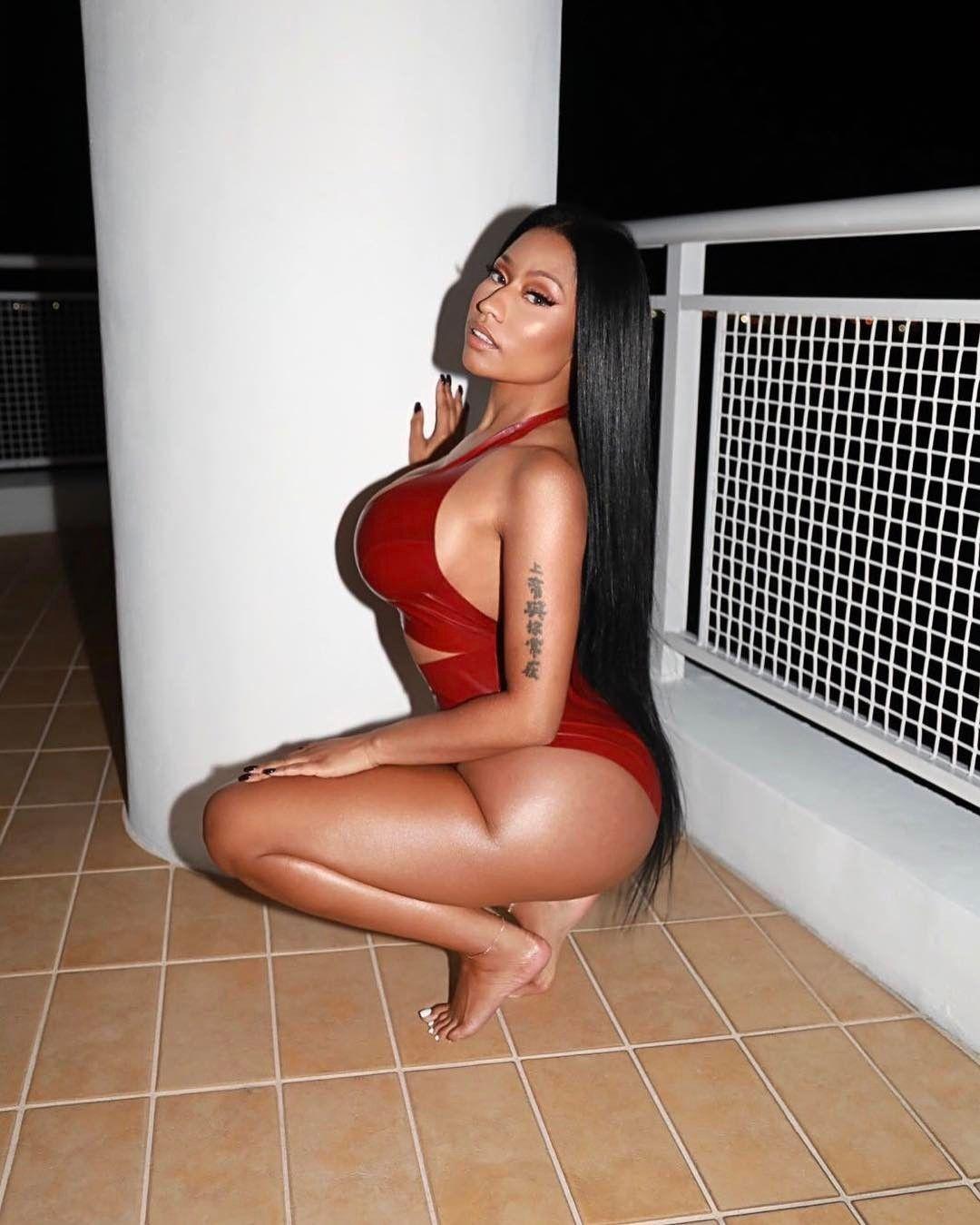 49 Sexy Nicki Minaj Feet Pictures Will Make You Bow Down To This Goddess | Best Of Comic Books