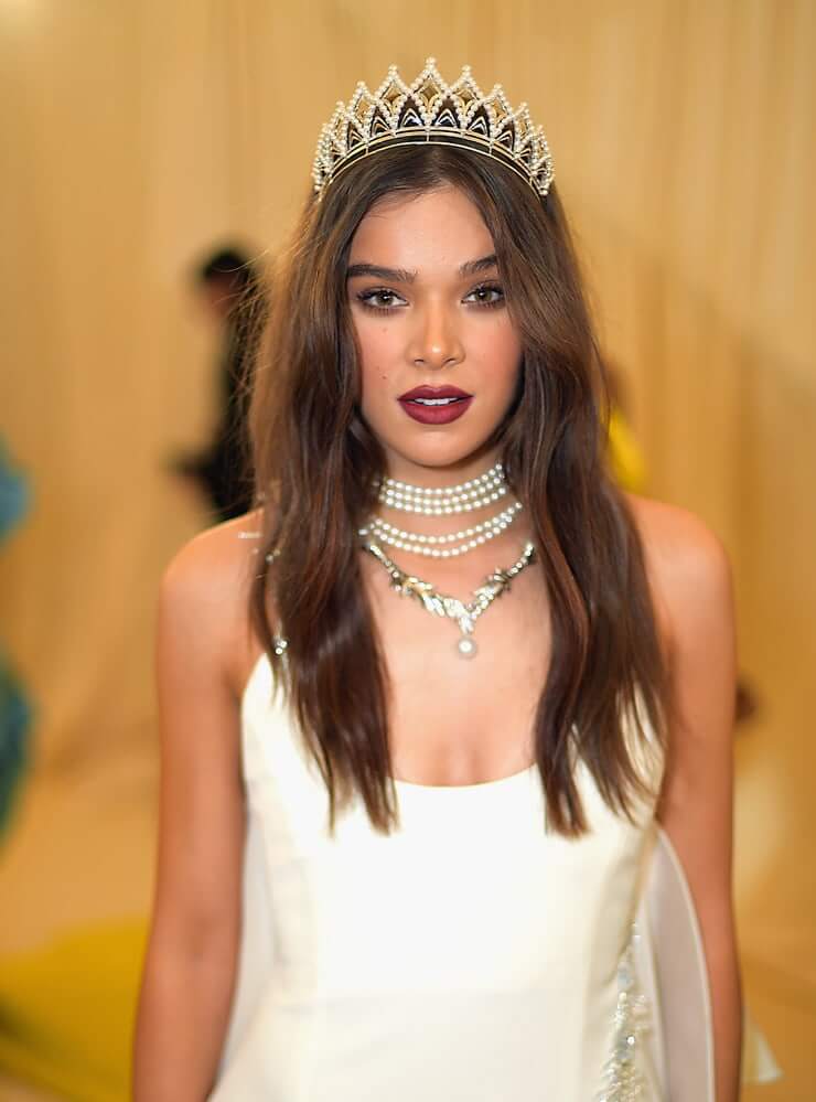 49 Sexy Pictures Of Hailee Steinfeld Are Truly Epic | Best Of Comic Books