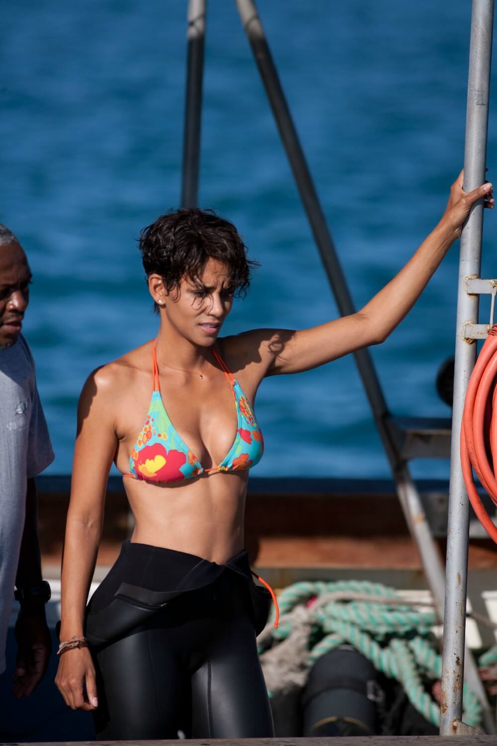 49 Sexy Pictures Of Halle Berry Which Will Make You Want Her | Best Of Comic Books