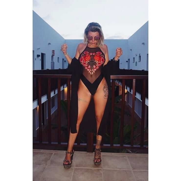 49 Sexy Pictures Of Olivia Buckland Which Will Make You Crave For Her | Best Of Comic Books