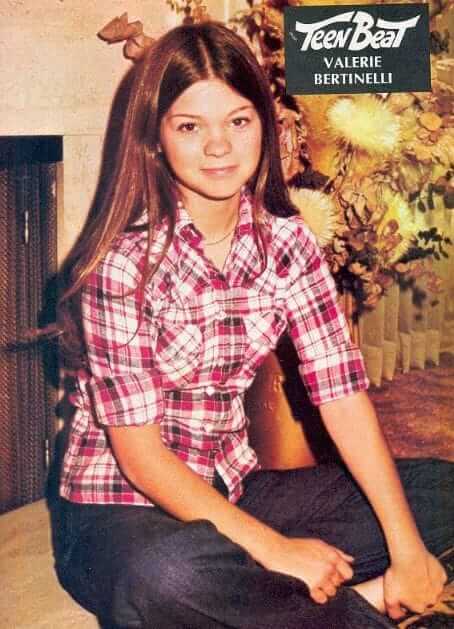 49 Sexy Pictures Of Valerie Bertinelli Which Will Make Your Hands Want Her | Best Of Comic Books
