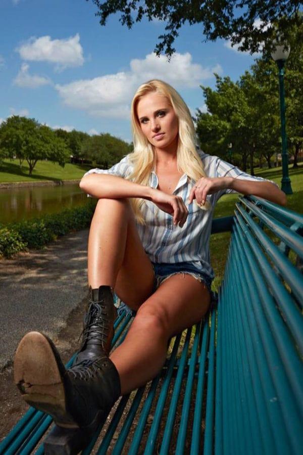 49 Sexy Tomi Lahren Feet Pictures Are Too Much For You To Handle | Best Of Comic Books
